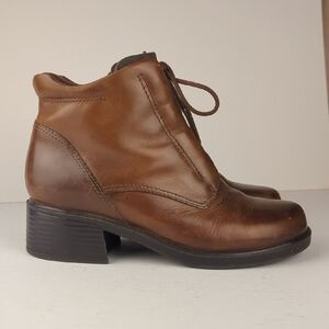 EARTH SHOE Women's Biscayne Brown Leather Ankle Boots